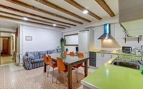 7 Pax Montserrat Ramblas Barcelona