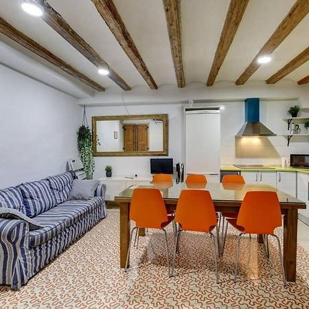 7 Pax Montserrat Ramblas Barcelona Barcelone Extérieur photo