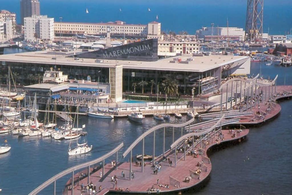 7 Pax Montserrat Ramblas Barcelona Barcelone Extérieur photo