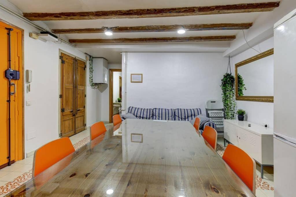 7 Pax Montserrat Ramblas Barcelona Barcelone Extérieur photo