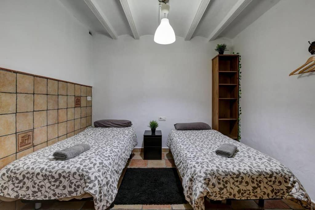 7 Pax Montserrat Ramblas Barcelona Barcelone Extérieur photo